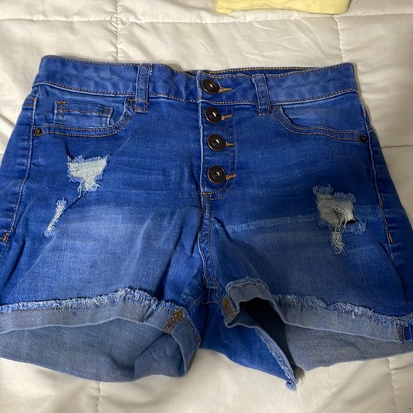 Jean shorts - Picture 1 of 2